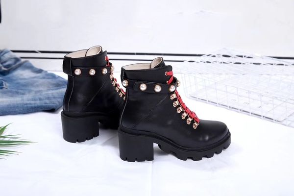 2019 new 481156 dks30 1159 women leather ankle boot with sylvie web luxurys designer boots women's ankle boots size 35-40 a2, Black
2019 new 481156 dks30 1159 women leather ankle boot with sylvie web luxurys designer boots women's ankle boots size 35-40 a2, Black