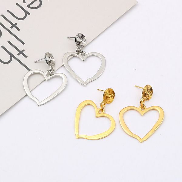 2020 designer luxury european and american exaggerated earrings fashion gold-plated love earrings street shooting popular earrings women, Golden;silver
2020 designer luxury european and american exaggerated earrings fashion gold-plated love earrings street shooting popular earrings women, Golden;silver