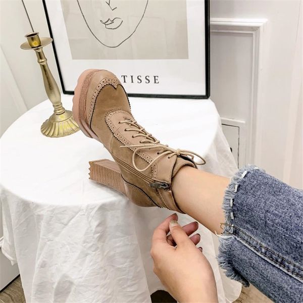2020 winter europe and america super high-heeled boots, sponge cake, waterproof platform, women's shoes, thick with boots, Black
2020 winter europe and america super high-heeled boots, sponge cake, waterproof platform, women's shoes, thick with boots, Black