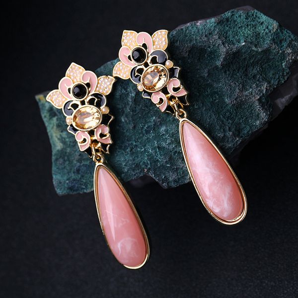 popular retro jewelry ladies earrings wholesale personality colorful flower enamel drip enamel alloy earrings, Golden;silver
popular retro jewelry ladies earrings wholesale personality colorful flower enamel drip enamel alloy earrings, Golden;silver