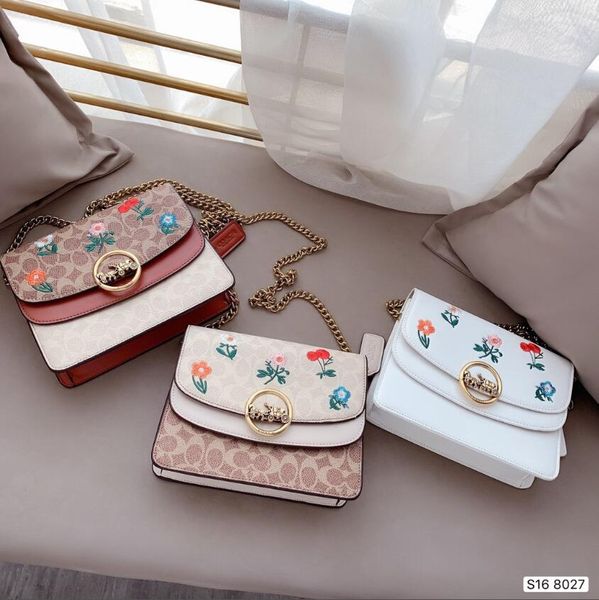 2020 vintage print women's fashion chain bag with one shoulder slant cross casual postman compact in 3 colors
2020 vintage print women's fashion chain bag with one shoulder slant cross casual postman compact in 3 colors