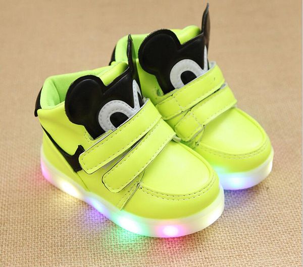 2018 autumn and winter bright light fashion cartoon luminous children's shoes led fashion korean version of boys' and girls, Black;red
2018 autumn and winter bright light fashion cartoon luminous children's shoes led fashion korean version of boys' and girls, Black;red