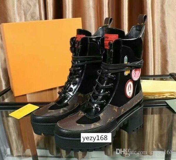 laureate platform desert boot 1a4h0n 1a3uwp iconic suede calf leather technical nylon monogram canvas trim martin boots 0l0v0036, Black
laureate platform desert boot 1a4h0n 1a3uwp iconic suede calf leather technical nylon monogram canvas trim martin boots 0l0v0036, Black
