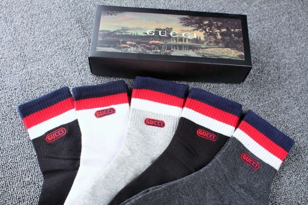 2020 5 пар / компл. мужские спортивные носки письмо хлопчатобумажные носки мужская мода невидимая лодка тапочки для мужчин женщин с коробкой, Black
2020 5 пар / компл. мужские спортивные носки письмо хлопчатобумажные носки мужская мода невидимая лодка тапочки для мужчин женщин с коробкой, Black