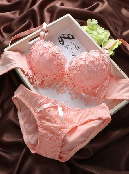 new style japanese-style cute lace women's underwear gathering bra set home wear breathable lace bikinis set, Red;black
new style japanese-style cute lace women's underwear gathering bra set home wear breathable lace bikinis set, Red;black