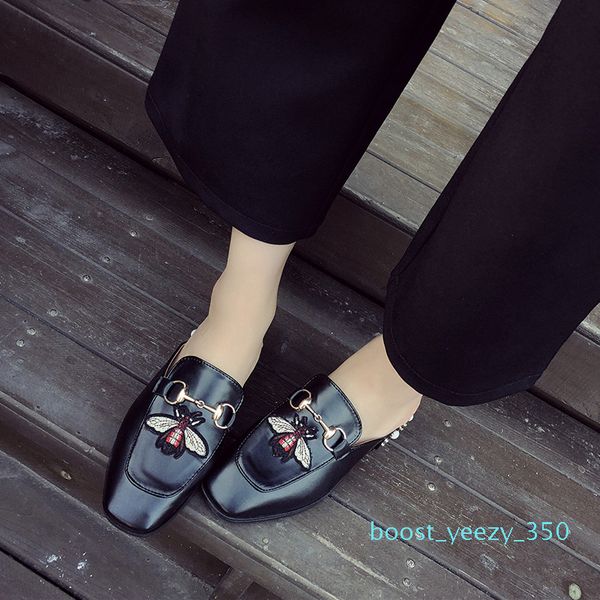 fashion luxury designer women shoes embroidered flat bottom student cauual style sandals girl slipper classic chain animal pics b35, Black
fashion luxury designer women shoes embroidered flat bottom student cauual style sandals girl slipper classic chain animal pics b35, Black