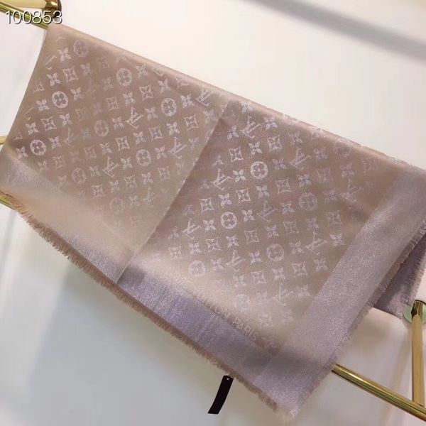luxury scarves for women wool silk with silver therad scarf size 140x140cm spuare shawl bandana for scarfs no box, Blue;gray
luxury scarves for women wool silk with silver therad scarf size 140x140cm spuare shawl bandana for scarfs no box, Blue;gray