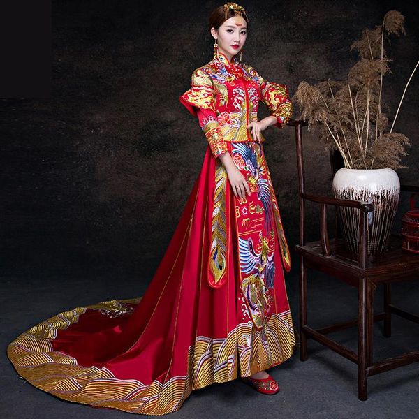 exquisite chinese female big trailing qipao long sleeve bridal wedding dress embroidery phoenix novelty cheongsam clothes, Red
exquisite chinese female big trailing qipao long sleeve bridal wedding dress embroidery phoenix novelty cheongsam clothes, Red