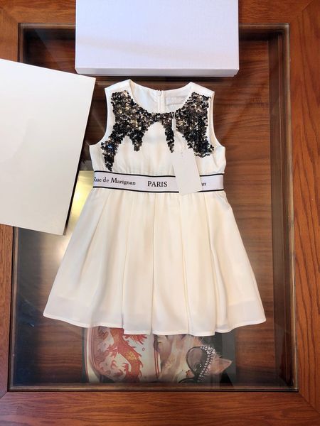 Kids girls Sequins dresses Baby girl Letter Sleeveless dress children Summer 2019 wholesale clothes
Kids girls Sequins dresses Baby girl Letter Sleeveless dress children Summer 2019 wholesale clothes