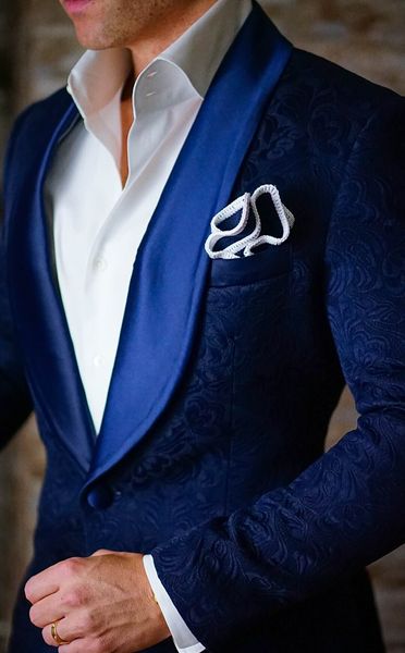 fashion embossing groom tuxedos shawl lapel groomsmen mens wedding dress man jacket blazer prom dinner 2 piece suit(jacket+pants+tie) a15, Black;gray
fashion embossing groom tuxedos shawl lapel groomsmen mens wedding dress man jacket blazer prom dinner 2 piece suit(jacket+pants+tie) a15, Black;gray