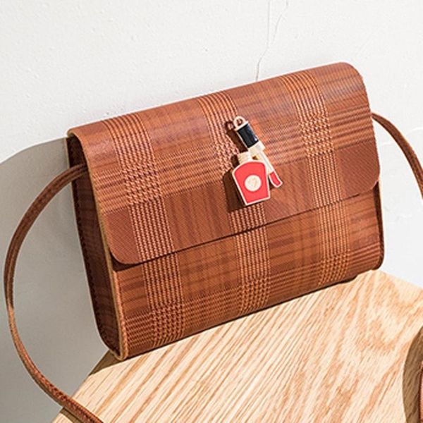women messenger bags shoulder vintage bag ladies crossbody bag handbag female tote leather carved female mobile phone
women messenger bags shoulder vintage bag ladies crossbody bag handbag female tote leather carved female mobile phone