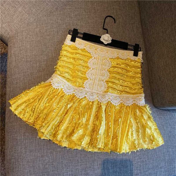 women mini skirt 2020 spring and summer new retro court style elegant lace high waist all-match slim yellow skirts dance skirt, Black
women mini skirt 2020 spring and summer new retro court style elegant lace high waist all-match slim yellow skirts dance skirt, Black