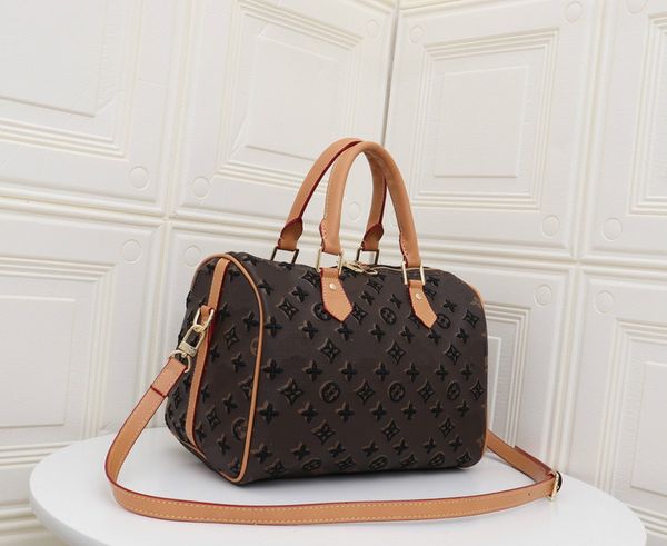 louis vuitton women handbags сумки европейский и американский стиль классические сумки высокого качества мода кожа handtasche роскошная косм
louis vuitton women handbags сумки европейский и американский стиль классические сумки высокого качества мода кожа handtasche роскошная косм