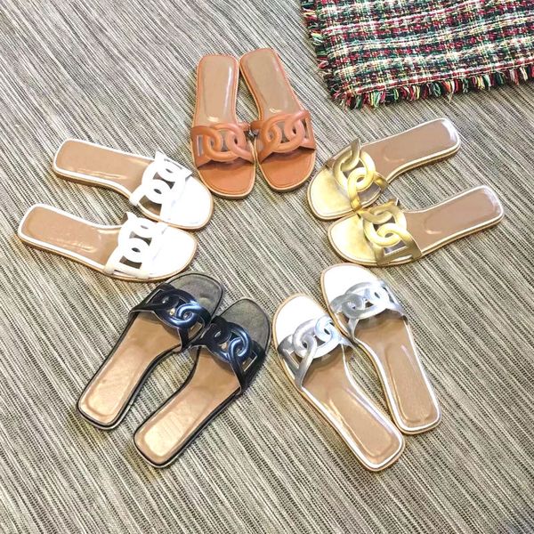 size 35-41 Women Designer Sandals pig nose Leather with Mix Colors Dust Bag Designer Shoes Luxury Slide Summer Wide Flat Sandals Slipper
size 35-41 Women Designer Sandals pig nose Leather with Mix Colors Dust Bag Designer Shoes Luxury Slide Summer Wide Flat Sandals Slipper