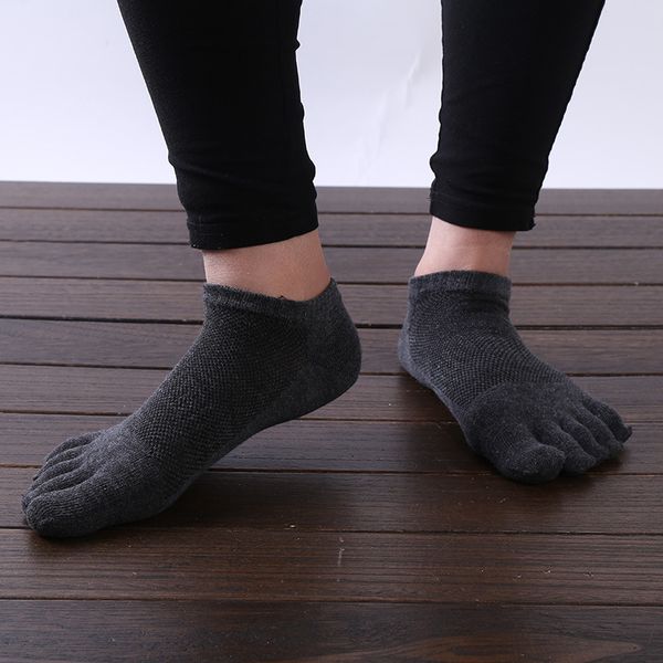 men's five finger socks spring summer winter autumn solid comfortable pure soft cotton toe socks 66, Black
men's five finger socks spring summer winter autumn solid comfortable pure soft cotton toe socks 66, Black