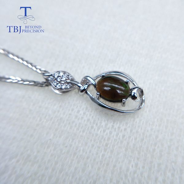 tbj,leaf of tree,natural ethiopian opal oval 6*8 pendant in 925 sterling silver gemstone jewelry,elegnat design with gift box
tbj,leaf of tree,natural ethiopian opal oval 6*8 pendant in 925 sterling silver gemstone jewelry,elegnat design with gift box
