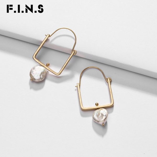 f.i.n.s korean fashion jewelry gold silver color square drop earring with freshwater pearl pendant dangle earrings for women
f.i.n.s korean fashion jewelry gold silver color square drop earring with freshwater pearl pendant dangle earrings for women