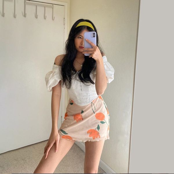 european and american wind 2020 summer dress new high waist bag buttock shows thin print flower and wood ear joker skirt, Black
european and american wind 2020 summer dress new high waist bag buttock shows thin print flower and wood ear joker skirt, Black