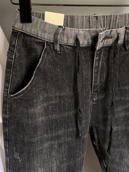 black ash tide male turnip pants cone denim trousers play elastic waist rope loose men's trousers, Blue
black ash tide male turnip pants cone denim trousers play elastic waist rope loose men's trousers, Blue