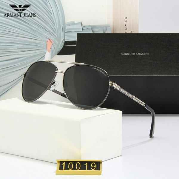 2020 new excellent quality fashion designer sunglasses semi rimless sun glasses for mens womens gold frame green g15 glass lenses with cases, White;black
2020 new excellent quality fashion designer sunglasses semi rimless sun glasses for mens womens gold frame green g15 glass lenses with cases, White;black