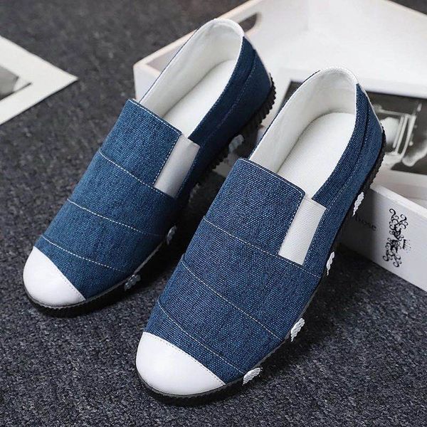 summer fashion men's sports shoes breathable casual men's shoes non-slip soles hiking non-slip comfortable and soft
summer fashion men's sports shoes breathable casual men's shoes non-slip soles hiking non-slip comfortable and soft