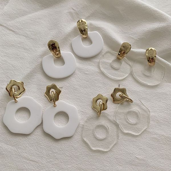 aomu korean new acrylic transparent geometric big exaggerate gold color metal button flower dangle earrings for women jewelry, Golden;silver
aomu korean new acrylic transparent geometric big exaggerate gold color metal button flower dangle earrings for women jewelry, Golden;silver