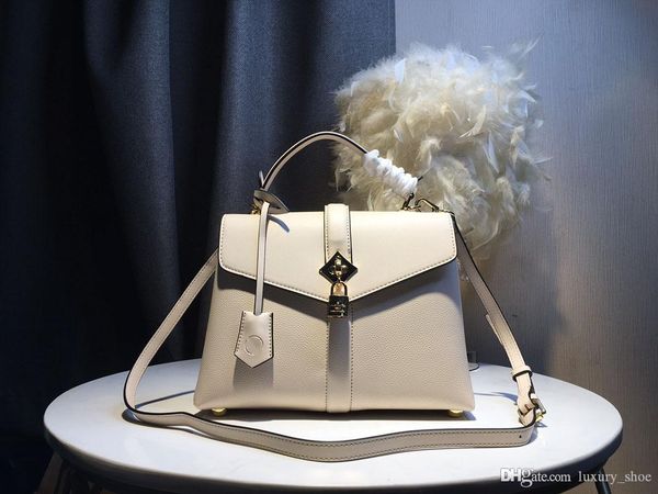 designer ladies bags des vents designer luxury chain shoulder bags backpacks luxury for women fabric colleage bags ladies travel backpack
designer ladies bags des vents designer luxury chain shoulder bags backpacks luxury for women fabric colleage bags ladies travel backpack