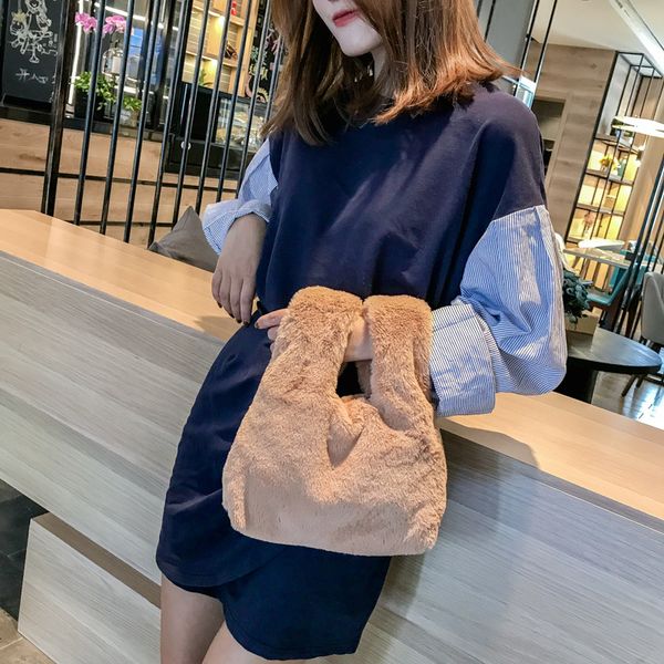 2020 new women's plush bag fashion large capacity ladies shoulder bag korean casual ladies messenger
2020 new women's plush bag fashion large capacity ladies shoulder bag korean casual ladies messenger