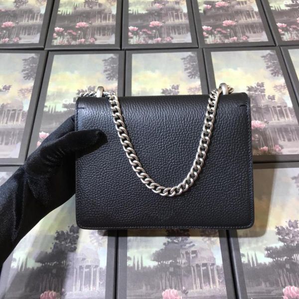 women chain shoulder bag letter printed lock flap messenger bag large crossbody quality handbag
women chain shoulder bag letter printed lock flap messenger bag large crossbody quality handbag