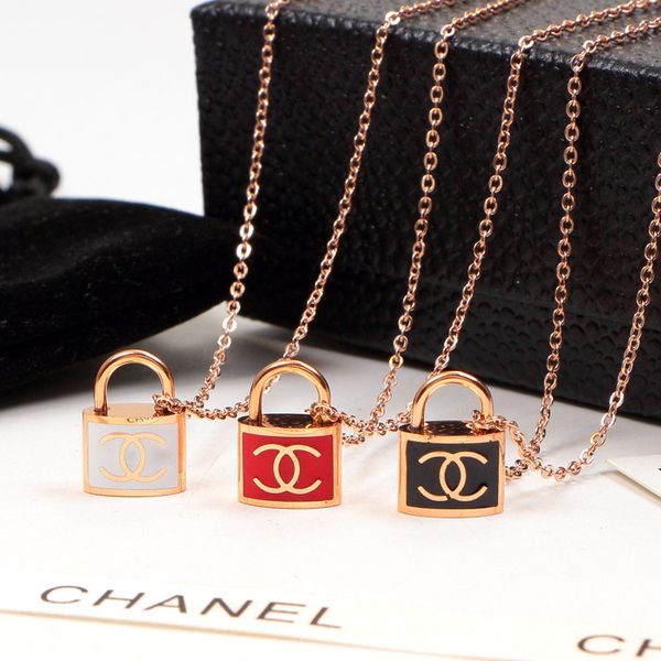 Colares com Pingente dh2028
Colares com Pingente dh2028