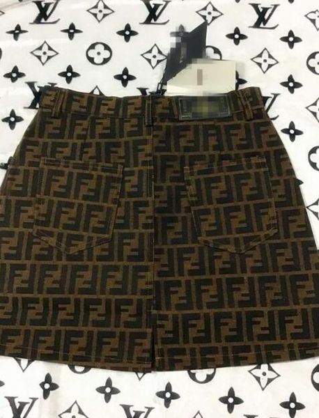 new design women's letter jacquard high waist a-line short skirt runway fashion skirt plus size s m l xl, Black
new design women's letter jacquard high waist a-line short skirt runway fashion skirt plus size s m l xl, Black