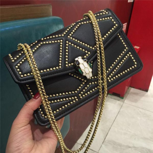 elegant2019 enamel organ snake autumn rivet chain small bag joker single shoulder messenger woman package
elegant2019 enamel organ snake autumn rivet chain small bag joker single shoulder messenger woman package