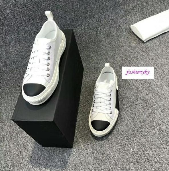 classics b23 "single m classic as the main vision, in the way of large-area printing on the upper lovers shoes size 41with box, Black
classics b23 "single m classic as the main vision, in the way of large-area printing on the upper lovers shoes size 41with box, Black