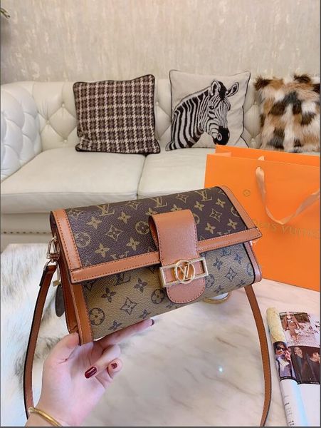 2020 fashion ladies brand bag luxury ladies pu leather bag famous designers brand bags wallet shoulder bag 40156 shopping bags-014
2020 fashion ladies brand bag luxury ladies pu leather bag famous designers brand bags wallet shoulder bag 40156 shopping bags-014