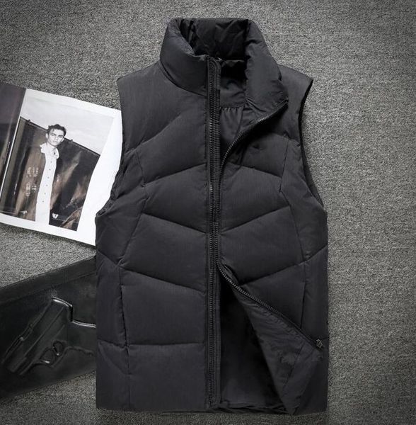 дизайнерская роскошная мужская пуховая куртка сплошной цвет без рукавов простая куртка мода классическая осенне зимняя куртка письмо логотип, Black
дизайнерская роскошная мужская пуховая куртка сплошной цвет без рукавов простая куртка мода классическая осенне зимняя куртка письмо логотип, Black