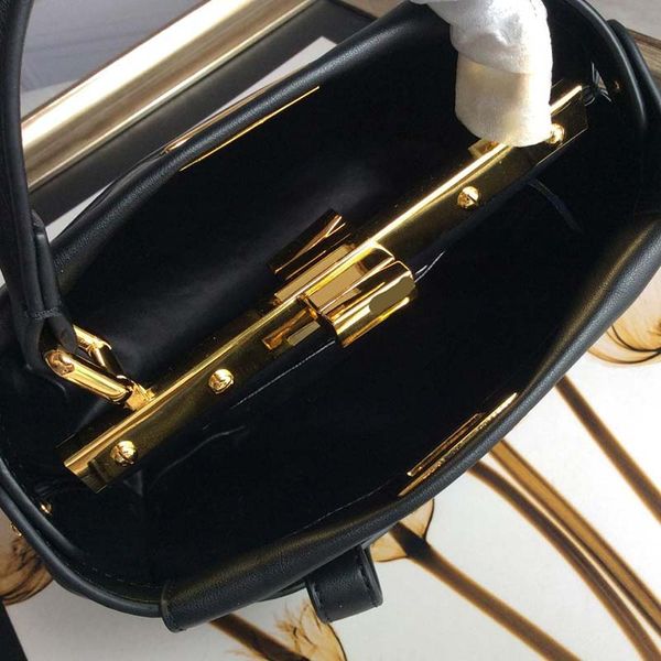 2019 новый стиль сумки дизайнер сумок роскошные женщины натуральная кожа высокого качества найти crossbody кошелек
2019 новый стиль сумки дизайнер сумок роскошные женщины натуральная кожа высокого качества найти crossbody кошелек