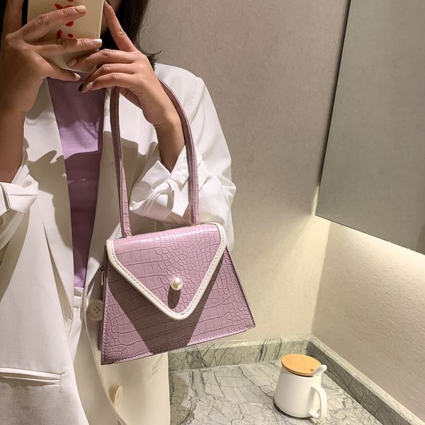 2020 new ladies shoulder bag korean version messenger bag fashion portable texture retro small square
2020 new ladies shoulder bag korean version messenger bag fashion portable texture retro small square