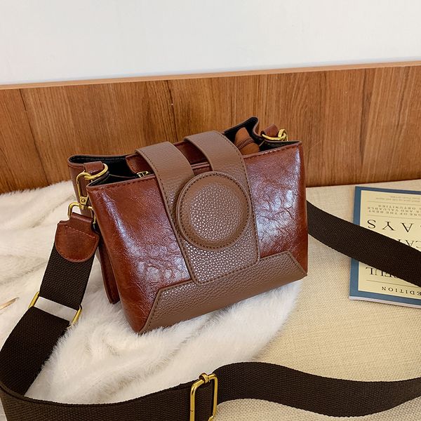 2019 Two-tone Retro Satchel bags for Ladies messenger bags for women fashion shoulder Crossbody bags Purse muma/9
2019 Two-tone Retro Satchel bags for Ladies messenger bags for women fashion shoulder Crossbody bags Purse muma/9