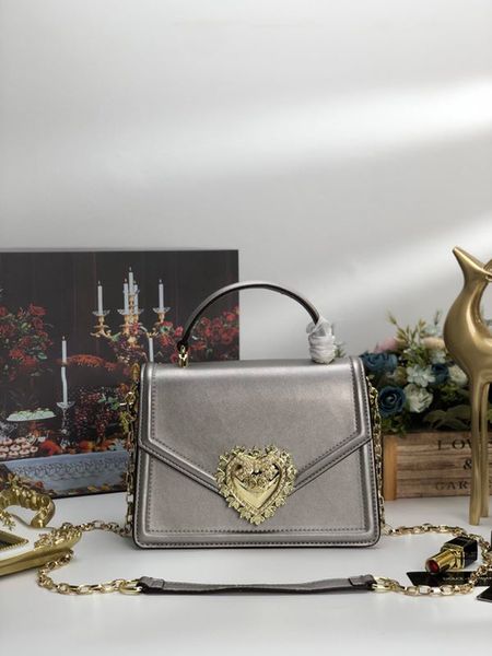 cosmetic bag makeup storage bag wholesale good quality price storage box wholesale storage bag ladies hand bags
cosmetic bag makeup storage bag wholesale good quality price storage box wholesale storage bag ladies hand bags
