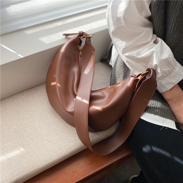 solid color lady travel handbags and purses handbags women bags pu leather female simple shoulder crossbody bags
solid color lady travel handbags and purses handbags women bags pu leather female simple shoulder crossbody bags