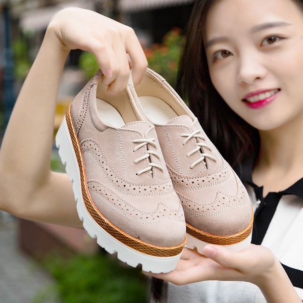 selling large size shoes 2020 spring new style casual shoes gold embossed bullock women's, Black 
selling large size shoes 2020 spring new style casual shoes gold embossed bullock women's, Black