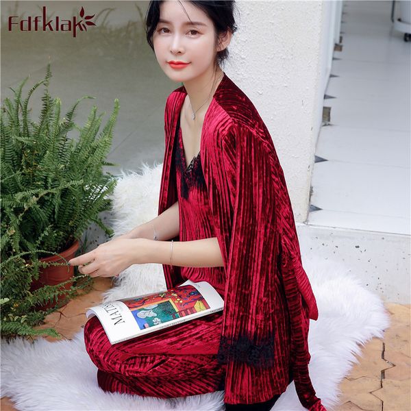 fdfklak autumn winter velvet pajamas women home clothes lace sleepwear pijamas set 3 pieces nightwear suit pyjama femme, Black;red
fdfklak autumn winter velvet pajamas women home clothes lace sleepwear pijamas set 3 pieces nightwear suit pyjama femme, Black;red