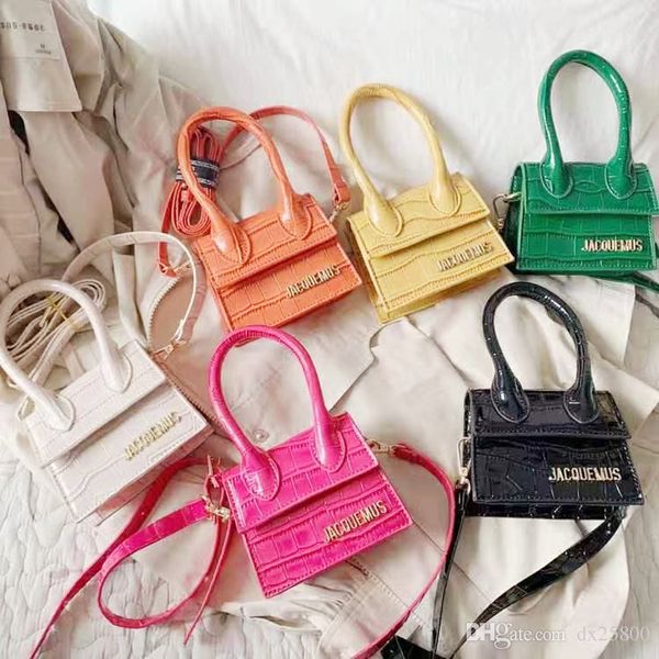 50psc mini crossbody crocodile pattern female bag 2020 new fashion single shoulder crossbody bag ladies key bag and handbag letter flip
50psc mini crossbody crocodile pattern female bag 2020 new fashion single shoulder crossbody bag ladies key bag and handbag letter flip