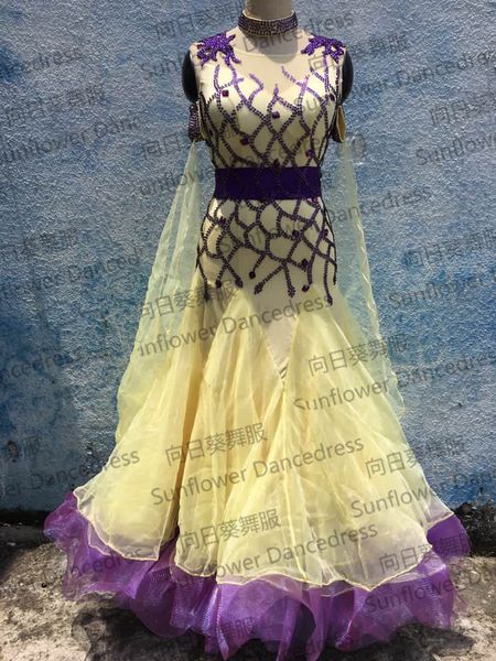 ballroom dance dress standard dancing costume stage dancewear ballroom dancewear waltz dane gown nice style, Black;red
ballroom dance dress standard dancing costume stage dancewear ballroom dancewear waltz dane gown nice style, Black;red