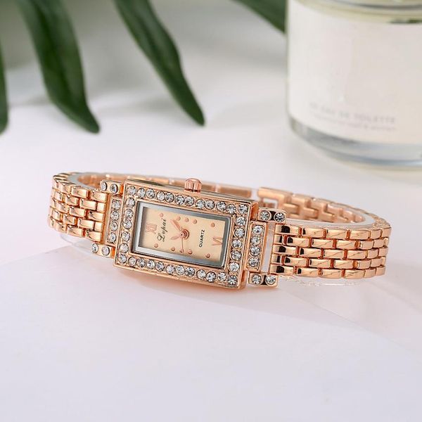 lvpai brand stainless steel gold silver band quartz wtach luxury women rhinestone watches women femmes montres #116, Slivery;brown
lvpai brand stainless steel gold silver band quartz wtach luxury women rhinestone watches women femmes montres #116, Slivery;brown