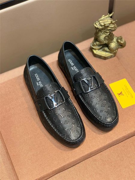 2019 new men genuine cow leather casual shoes plus size 37-45 male italian loafers flats moccasins formal dress luxury driving shoes, Black
2019 new men genuine cow leather casual shoes plus size 37-45 male italian loafers flats moccasins formal dress luxury driving shoes, Black