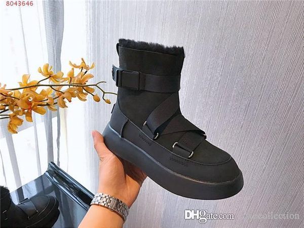autumn and winter latest cotton fur plush sneaker boots,black interlock lacing high boots ,women casual flats boots with box size 35-40
autumn and winter latest cotton fur plush sneaker boots,black interlock lacing high boots ,women casual flats boots with box size 35-40
