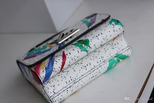 20mm spring 2021 new rhomboid chain network celebrity small black bag single shoulder oblique bag quality dampness bonsin
20mm spring 2021 new rhomboid chain network celebrity small black bag single shoulder oblique bag quality dampness bonsin