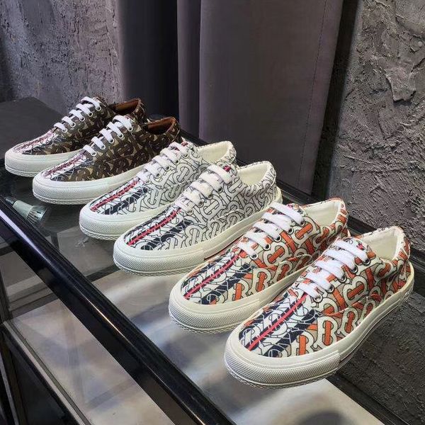 с box sneaker повседневная обувь кроссовки дизайнерская обувь спортивная обувь кроссовки лучшие качества для женщин и бесплатной доставкой п, Black;red
с box sneaker повседневная обувь кроссовки дизайнерская обувь спортивная обувь кроссовки лучшие качества для женщин и бесплатной доставкой п, Black;red