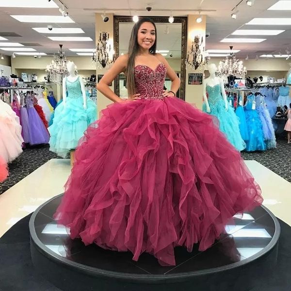 chicvestido de 15 anos sweetheart ball gown ruffles tiered quinceanera dresses 2020 beaded corset back sweet 15 dress girls make up gowns, Blue;red
chicvestido de 15 anos sweetheart ball gown ruffles tiered quinceanera dresses 2020 beaded corset back sweet 15 dress girls make up gowns, Blue;red